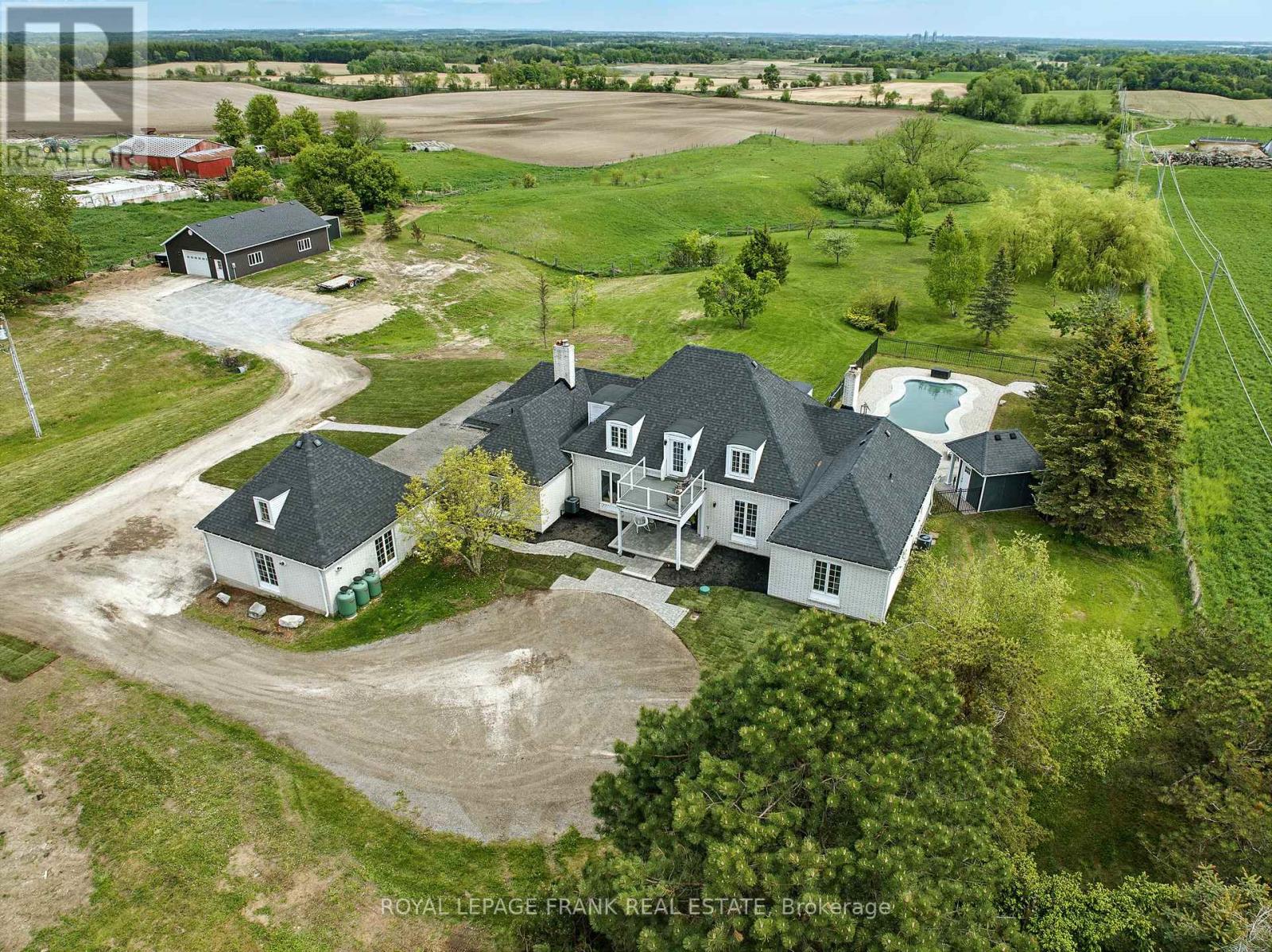 815 COATES ROAD W, Oshawa, Ontario