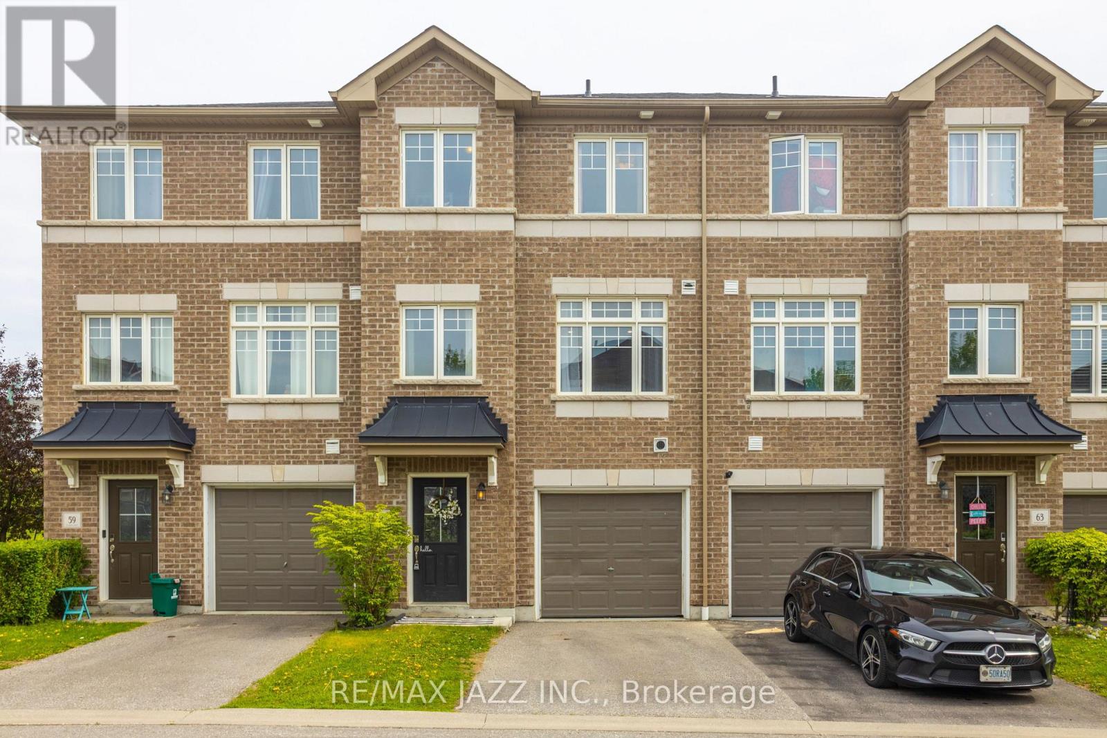 61 MARKHAM TRAIL, clarington (bowmanville), Ontario