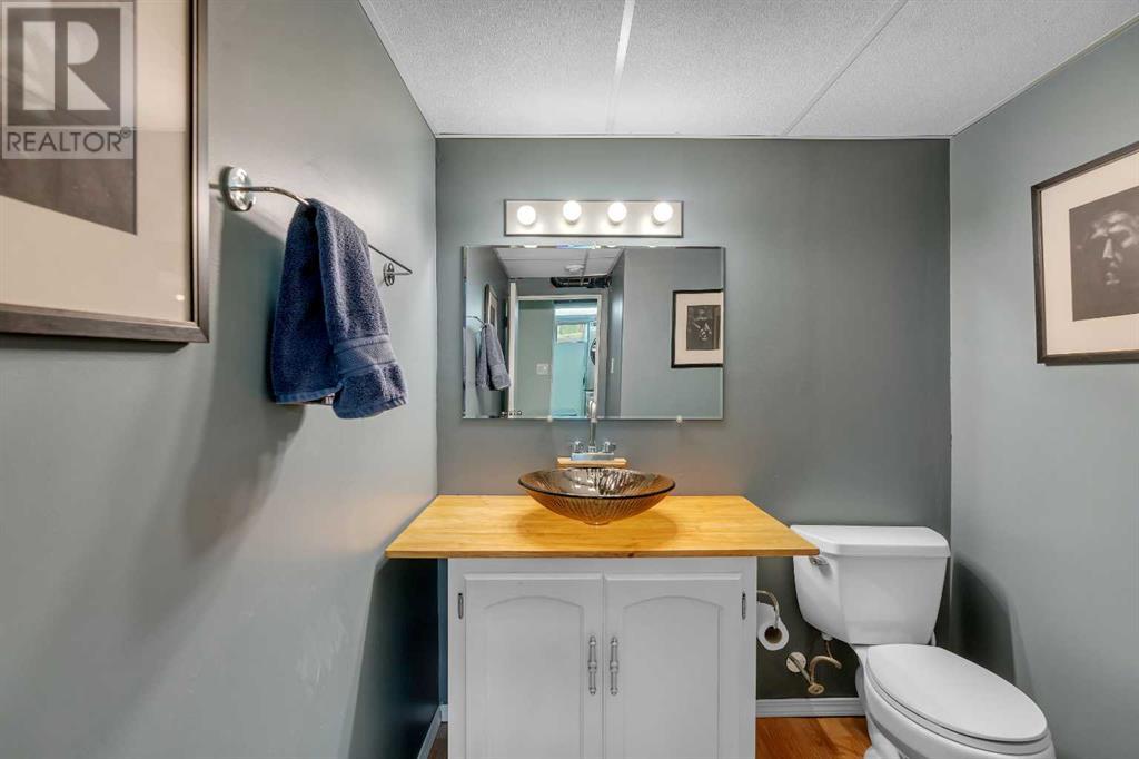 228 Woodbine Boulevard Sw, Calgary, Alberta  T2W 4K5 - Photo 28 - A2224718