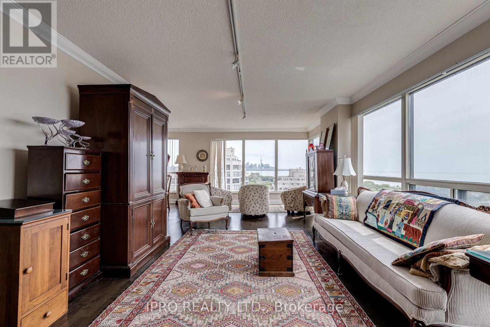 1708 - 2269 Lake Shore Boulevard W, Toronto (Mimico), Ontario  M8V 3X6 - Photo 6 - W12118494