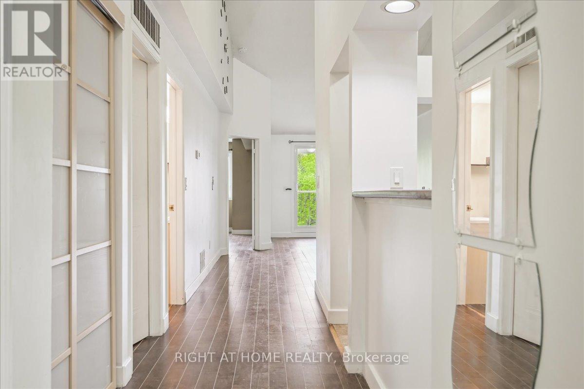 229 - 65 Bristol Road E, Mississauga, Ontario  L4Z 3P1 - Photo 4 - W12178934