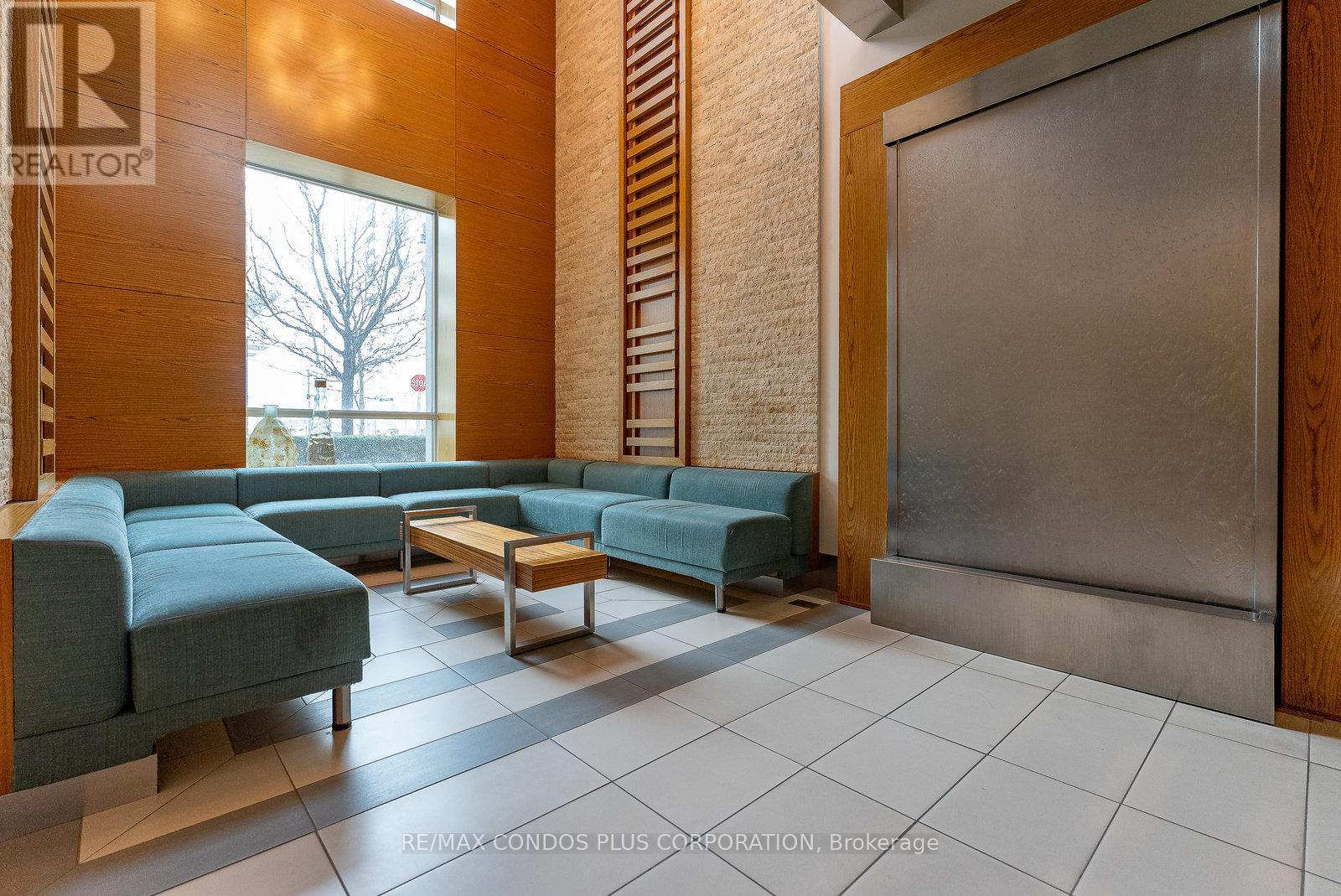 912 - 155 Legion Road N, Toronto, Ontario  M8Y 0A7 - Photo 19 - W12179007