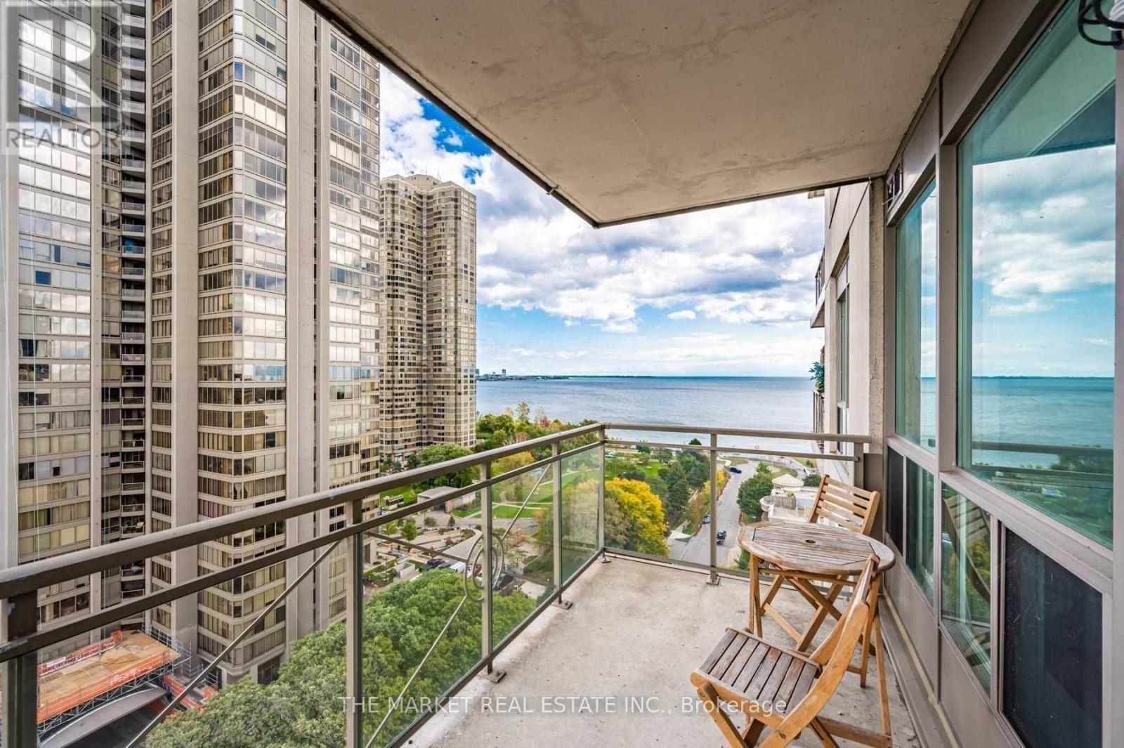Ph309 - 88 Palace Pier Court, Toronto, Ontario  M8V 4C2 - Photo 18 - W12179011