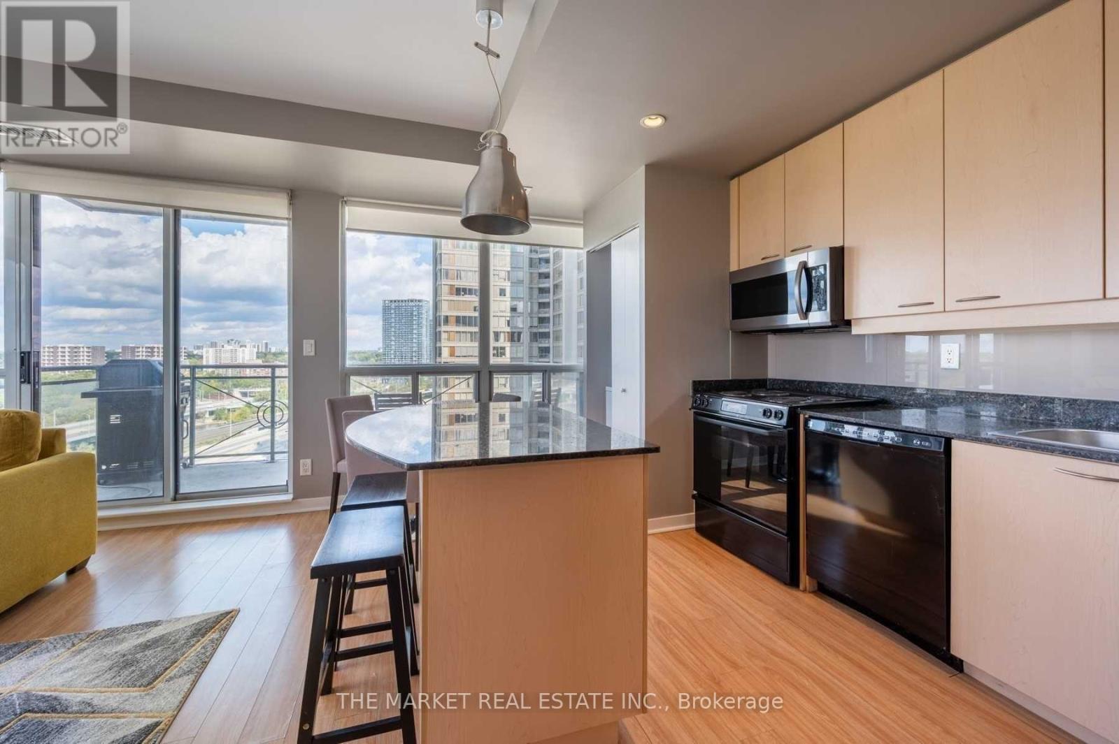 Ph309 - 88 Palace Pier Court, Toronto, Ontario  M8V 4C2 - Photo 3 - W12179011