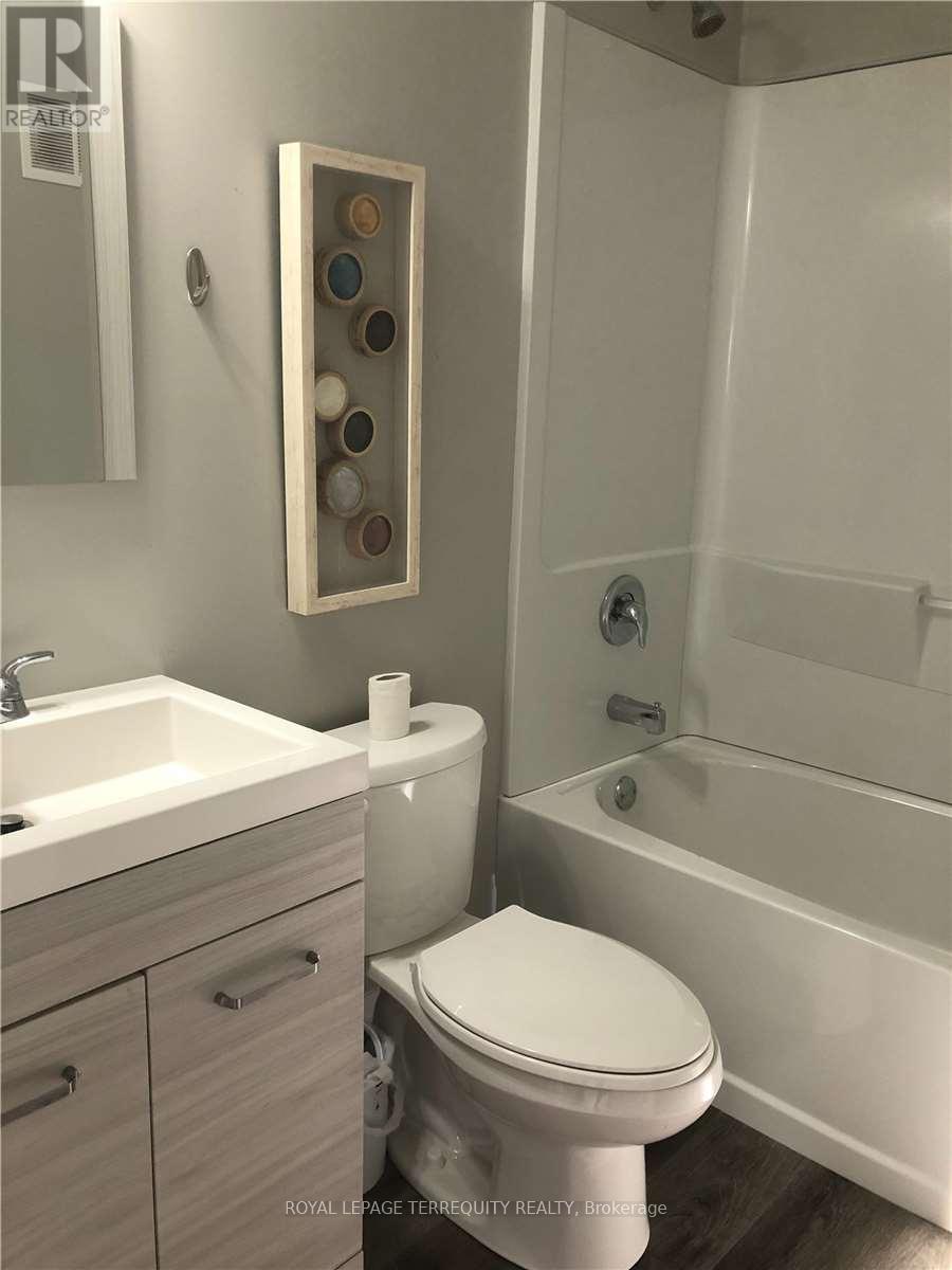 7 - 15 John Street, Halton Hills, Ontario  L7G 2J6 - Photo 13 - W12179027