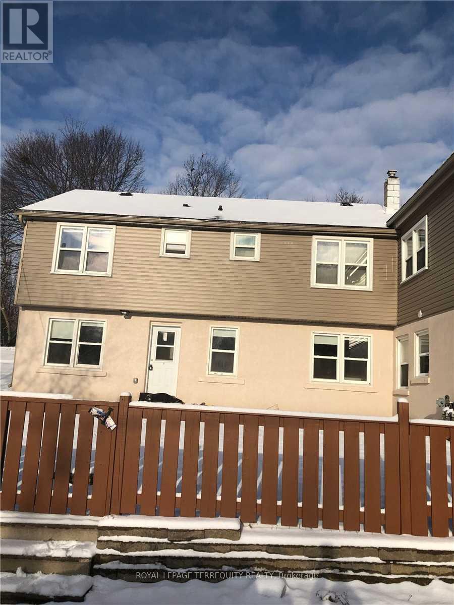7 - 15 John Street, Halton Hills, Ontario  L7G 2J6 - Photo 14 - W12179027