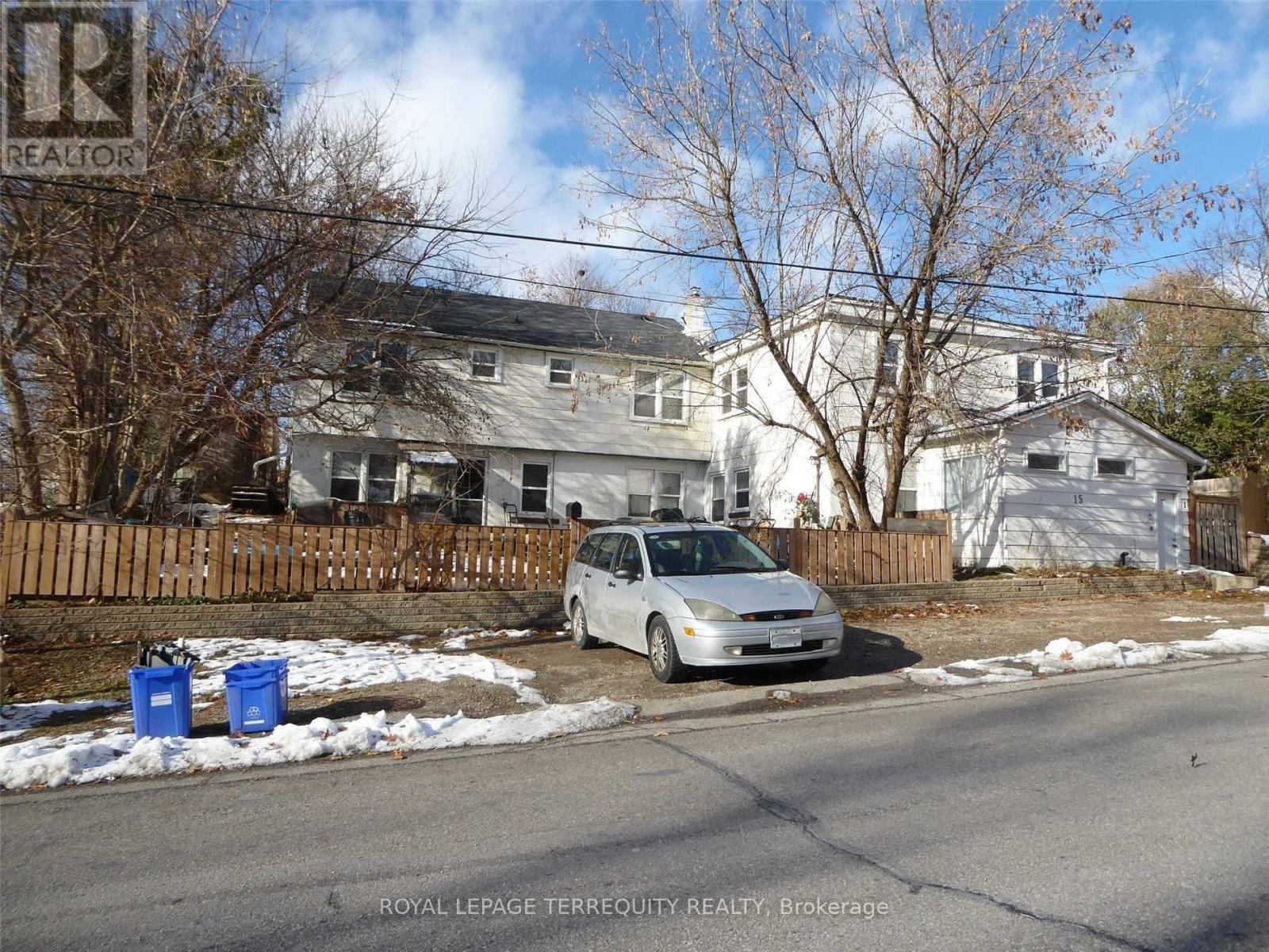 7 - 15 John Street, Halton Hills, Ontario  L7G 2J6 - Photo 3 - W12179027