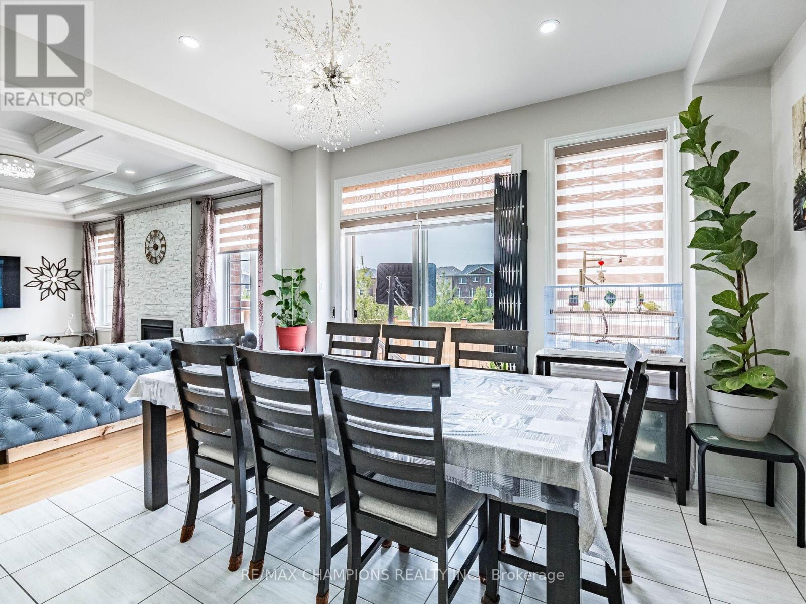12 Fruitvale Circle, Brampton (Northwest Brampton), Ontario  L7A 5B8 - Photo 21 - W12179032