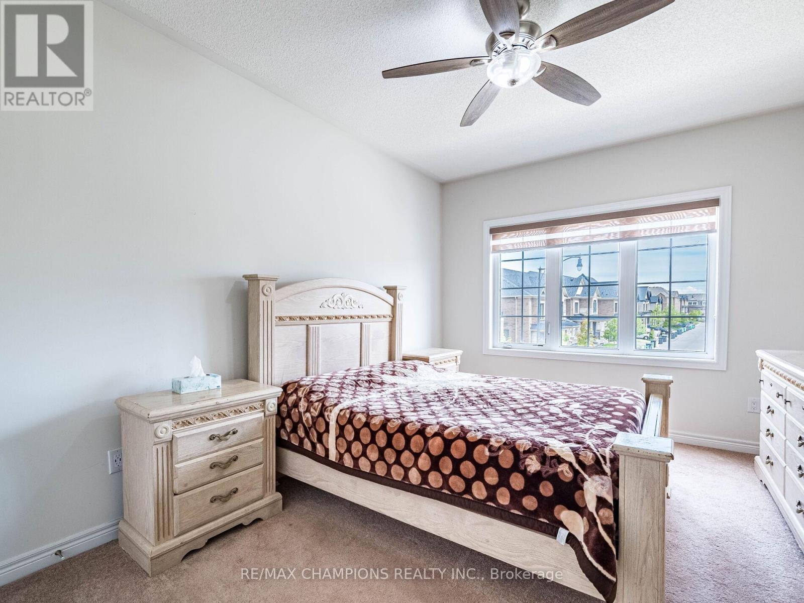 12 Fruitvale Circle, Brampton (Northwest Brampton), Ontario  L7A 5B8 - Photo 40 - W12179032