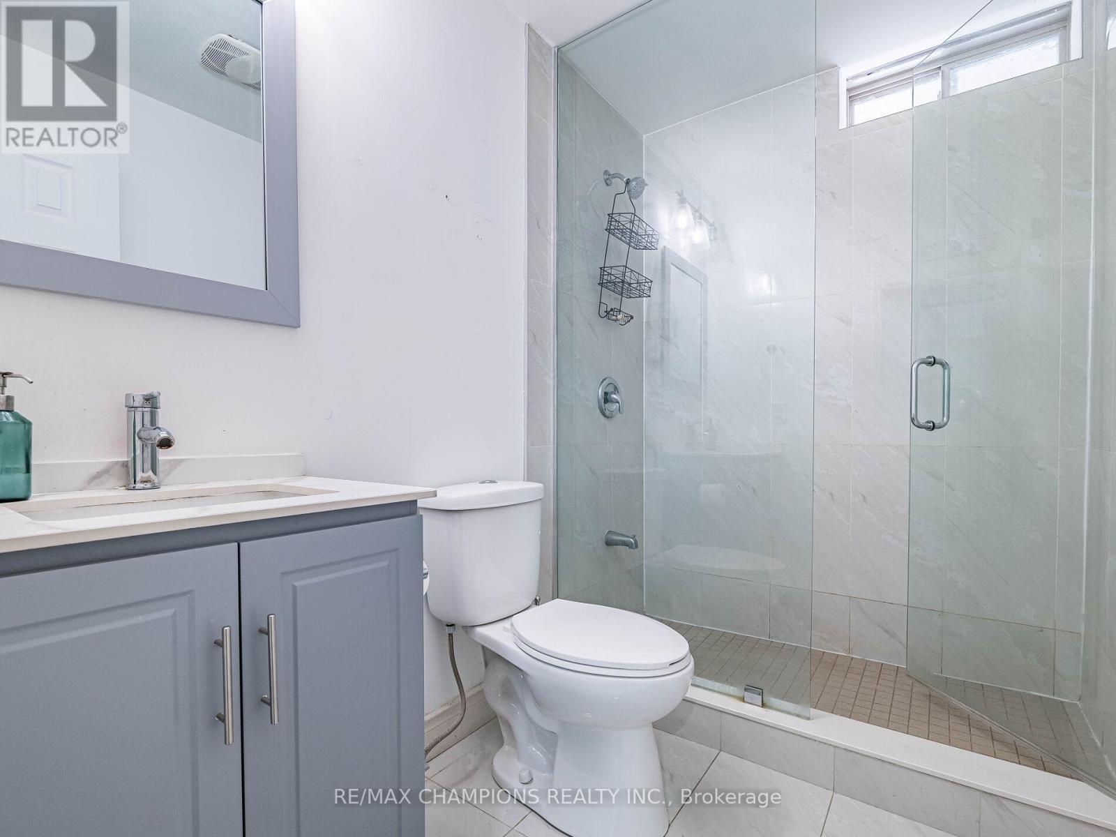 12 Fruitvale Circle, Brampton (Northwest Brampton), Ontario  L7A 5B8 - Photo 44 - W12179032