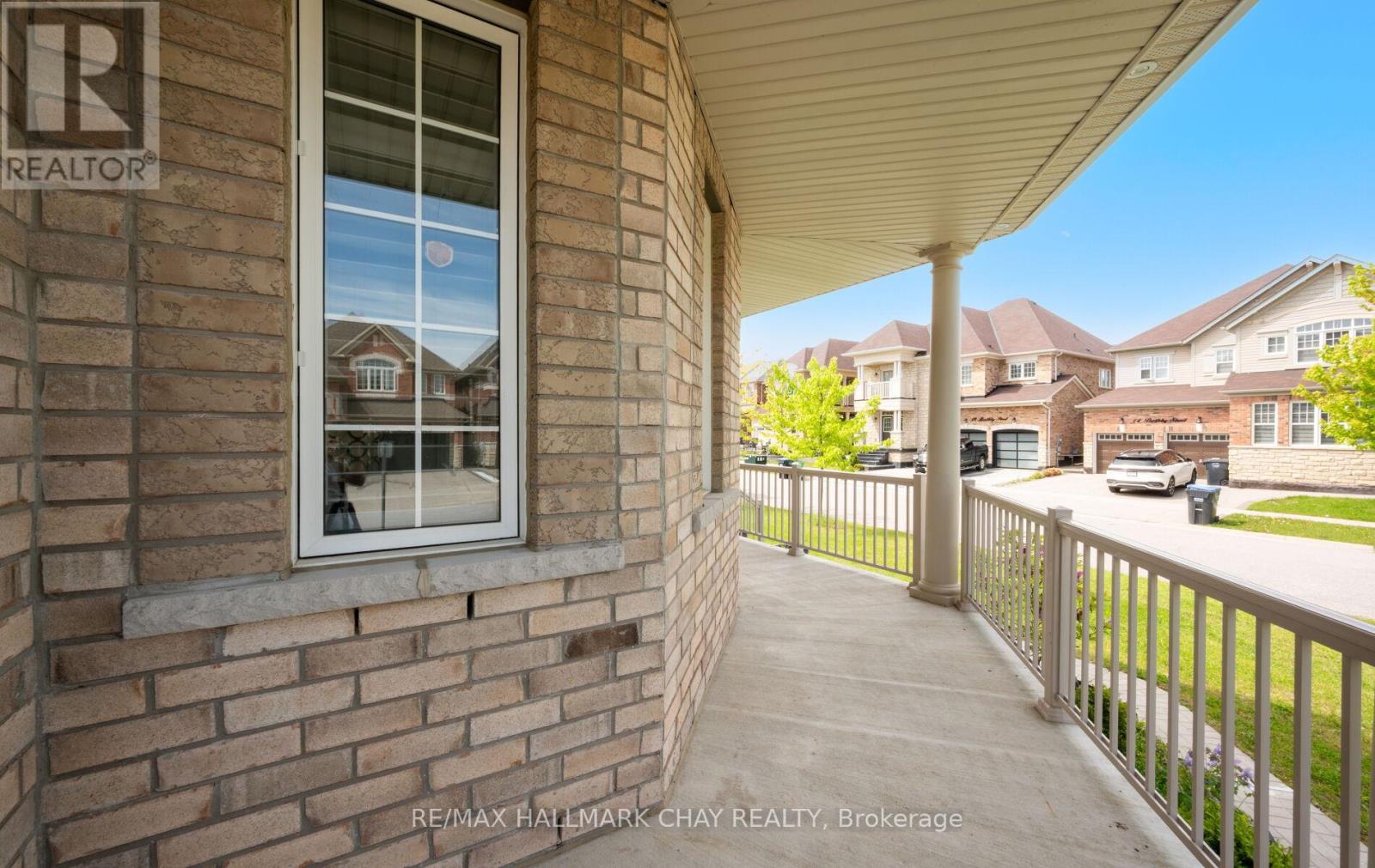 40 Hamilton Court, Caledon, Ontario  L7C 4B5 - Photo 5 - W12179049