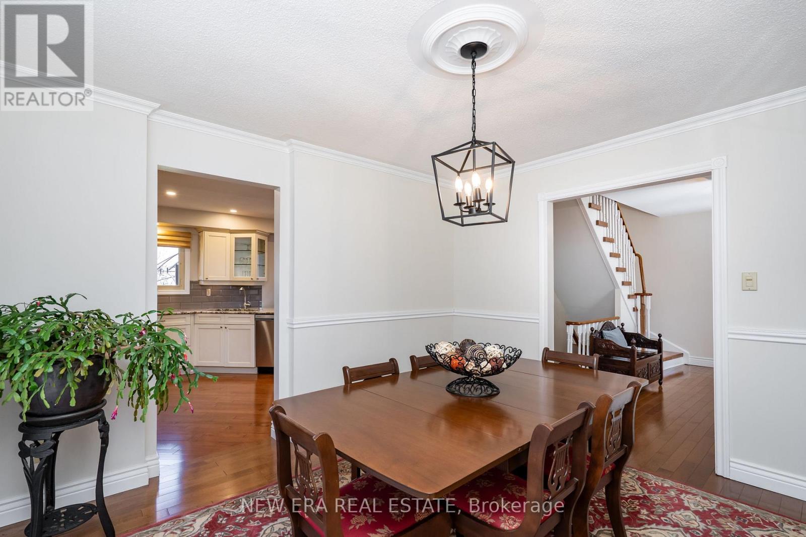 6 Cairnmore Court, Brampton, Ontario  L6Z 1T6 - Photo 11 - W12179053