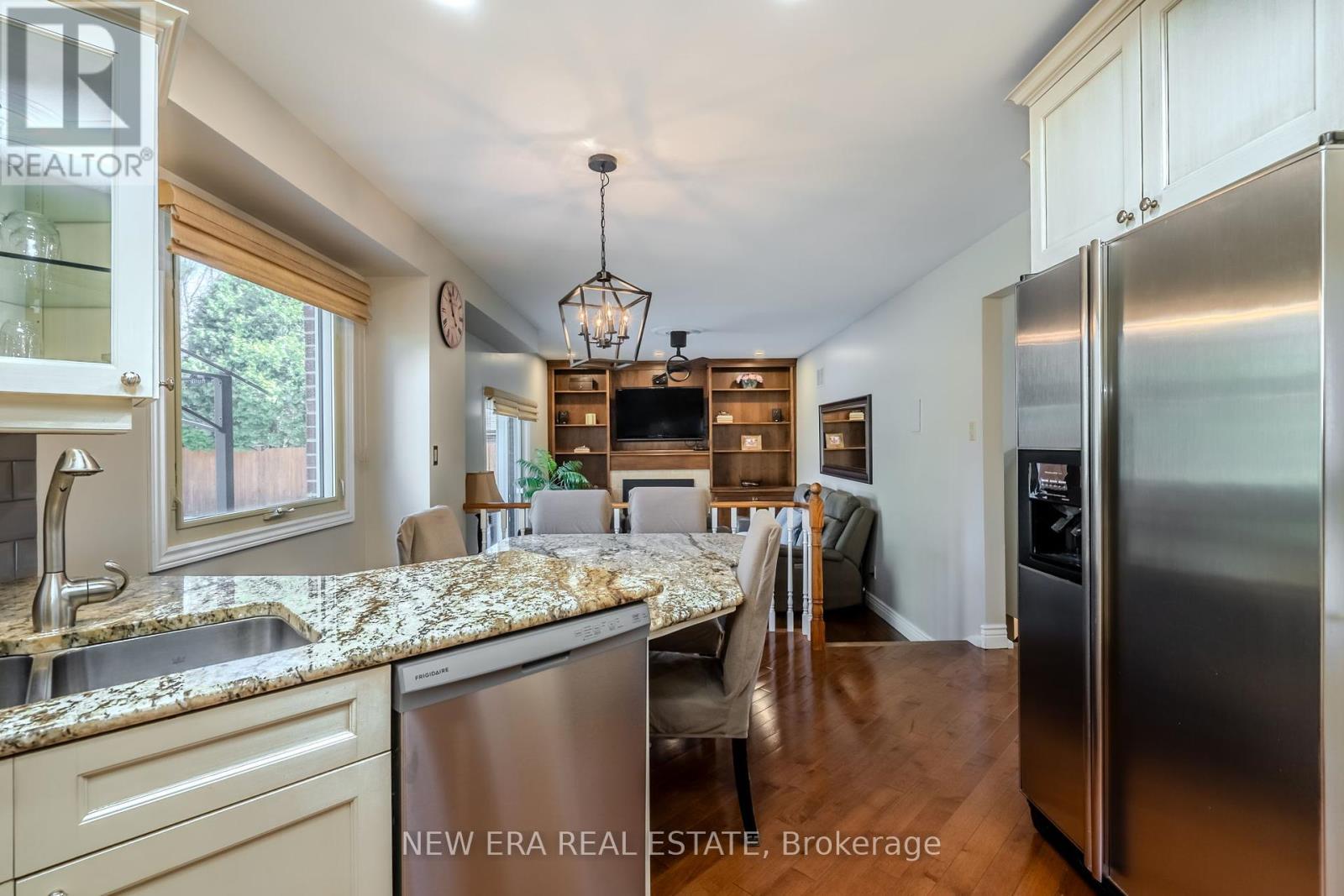 6 Cairnmore Court, Brampton, Ontario  L6Z 1T6 - Photo 14 - W12179053