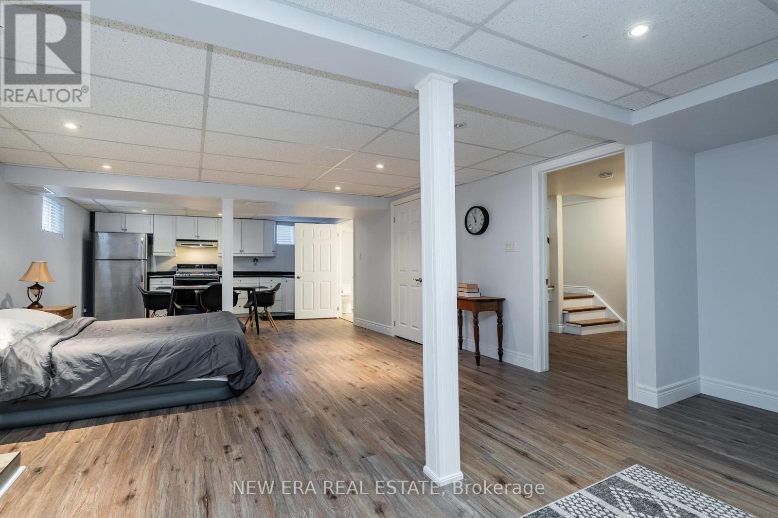 6 Cairnmore Court, Brampton, Ontario  L6Z 1T6 - Photo 30 - W12179053