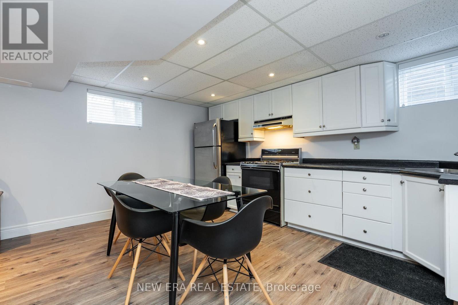 6 Cairnmore Court, Brampton, Ontario  L6Z 1T6 - Photo 31 - W12179053