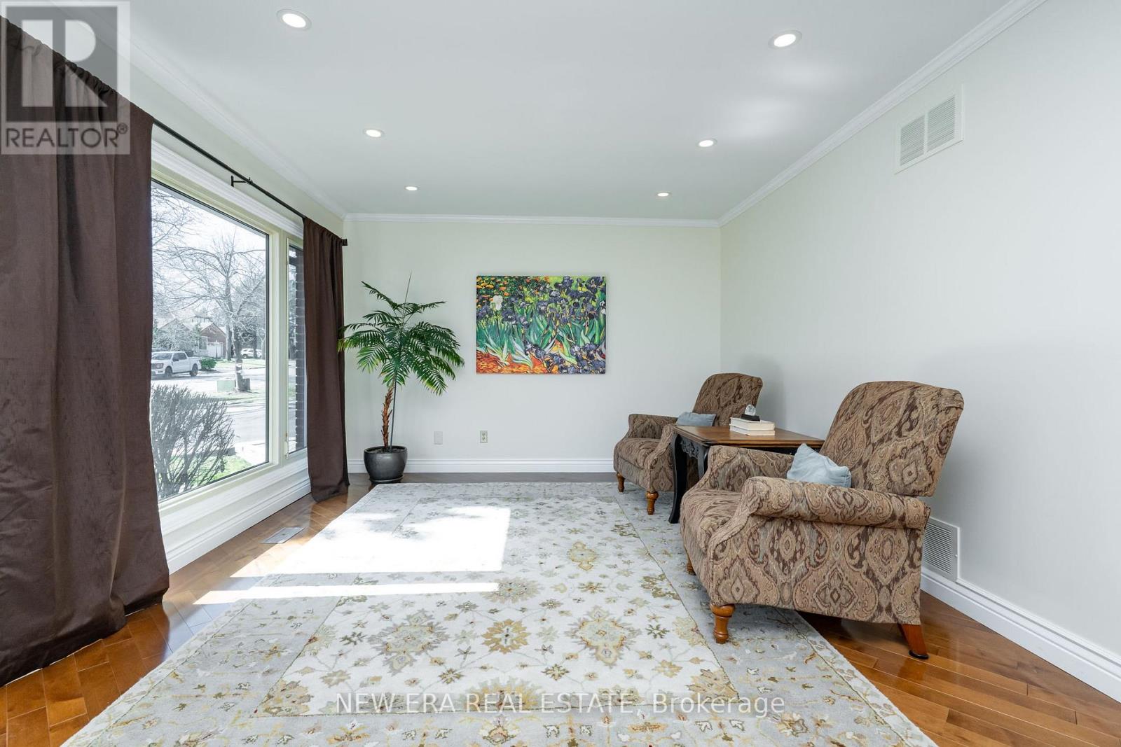 6 Cairnmore Court, Brampton, Ontario  L6Z 1T6 - Photo 7 - W12179053