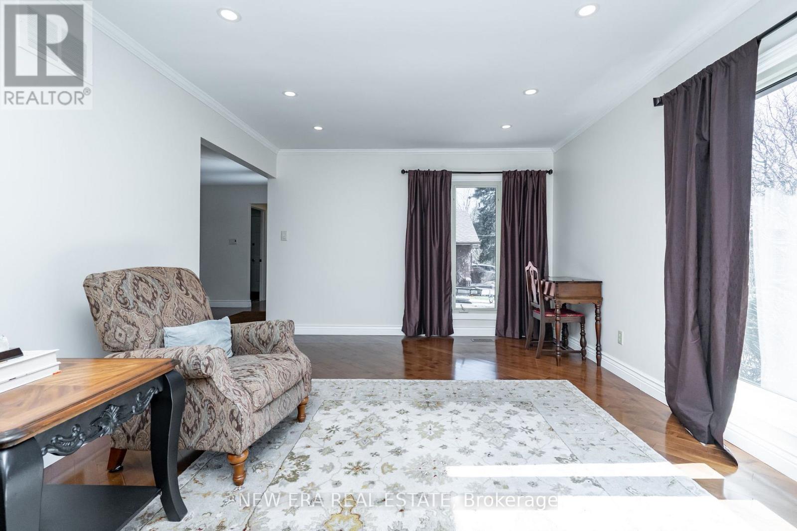 6 Cairnmore Court, Brampton, Ontario  L6Z 1T6 - Photo 8 - W12179053