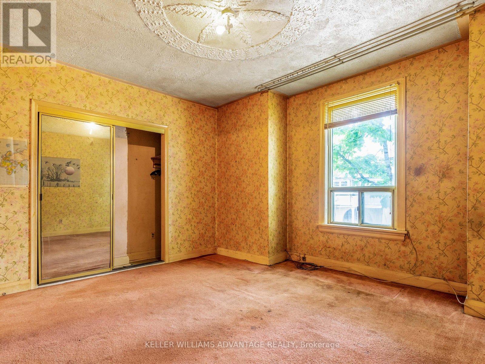 28 Miller Street, Toronto, Ontario  M6N 2Z7 - Photo 14 - W12179063
