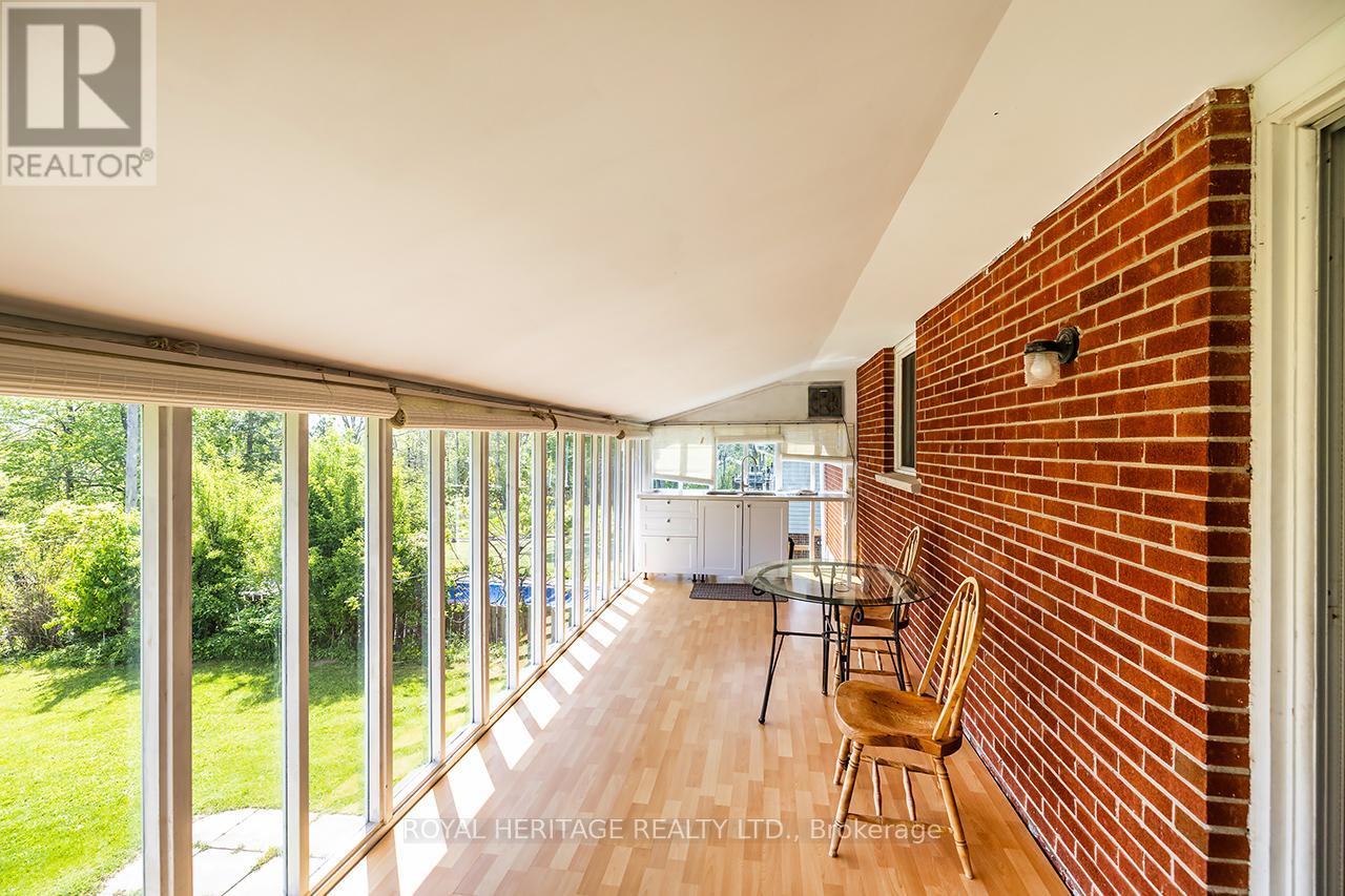 28 Butternut Drive, Kawartha Lakes (Fenelon), Ontario  K9V 4R1 - Photo 31 - X12178928