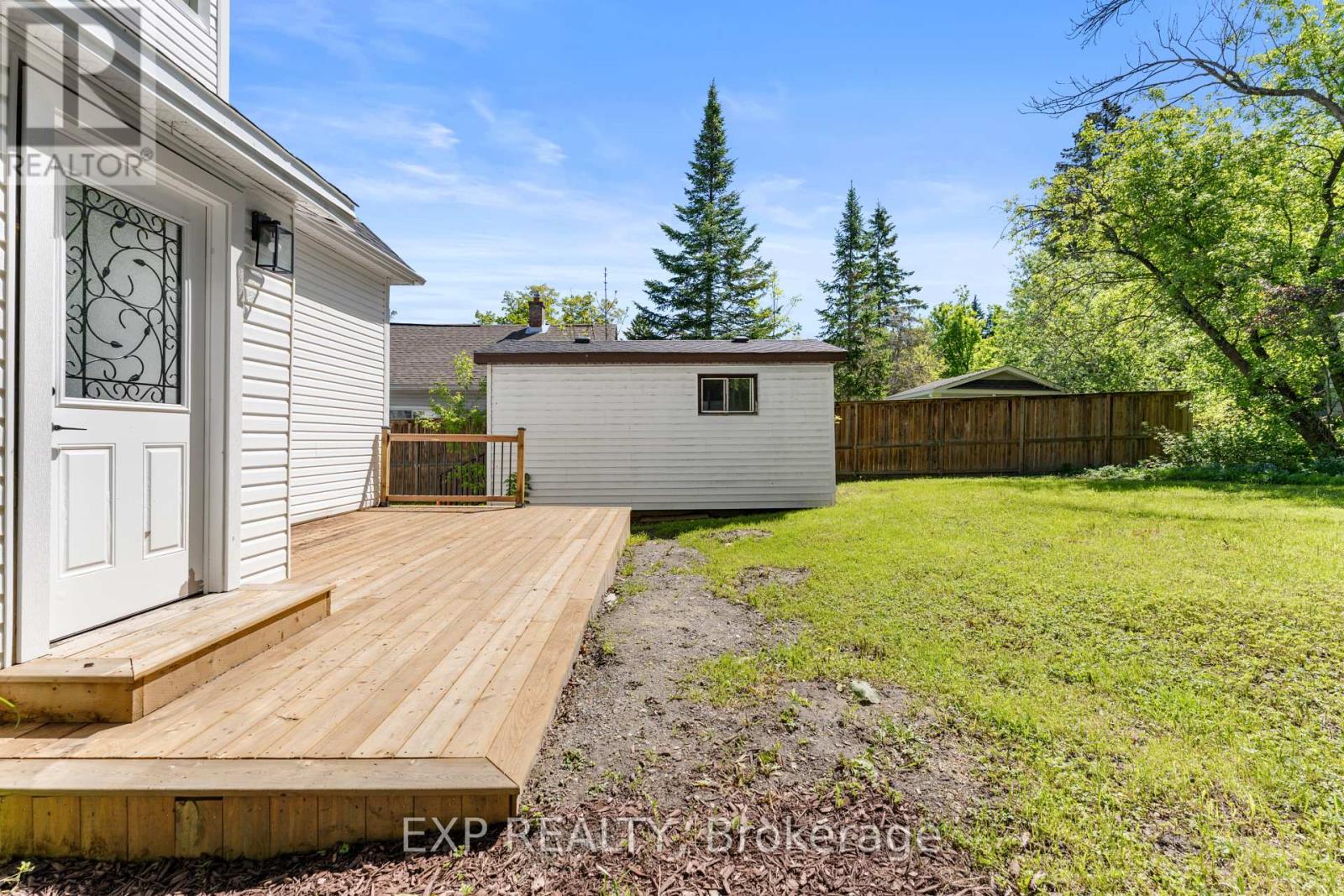 15 Duncan Street E, Huntsville, Ontario  P1H 1P6 - Photo 26 - X12178954