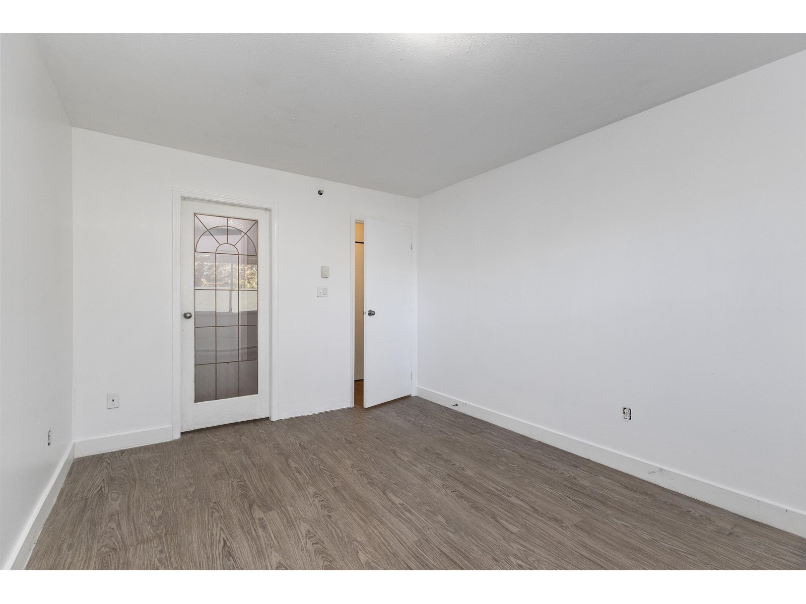 109 2964 TRETHEWEY STREET, Abbotsford real estate listing R3007682 for sale