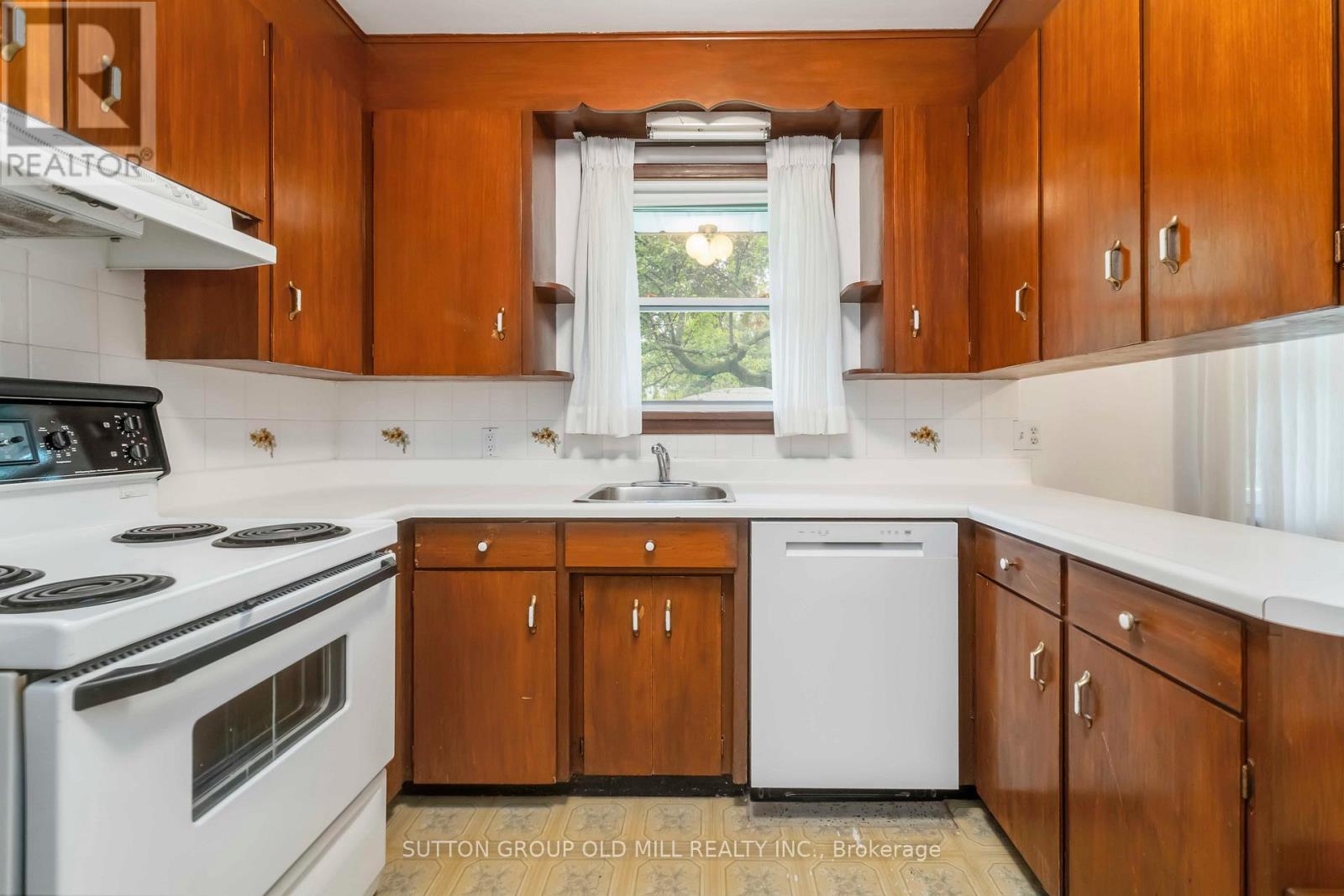 7 Harper Street, St. Catharines (Bunting/linwell), Ontario  L2M 2X2 - Photo 19 - X12178969