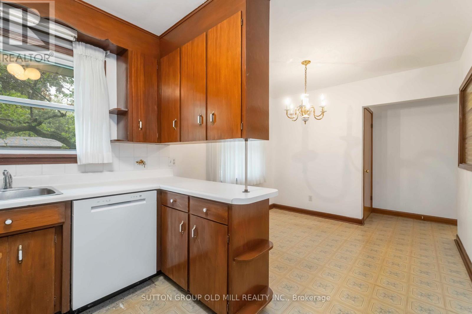 7 Harper Street, St. Catharines (Bunting/linwell), Ontario  L2M 2X2 - Photo 20 - X12178969