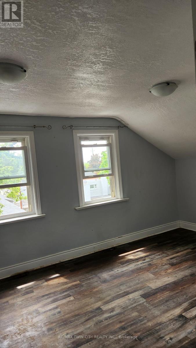 44 Haddington Street, Cambridge, Ontario  N1R 3P9 - Photo 8 - X12178988