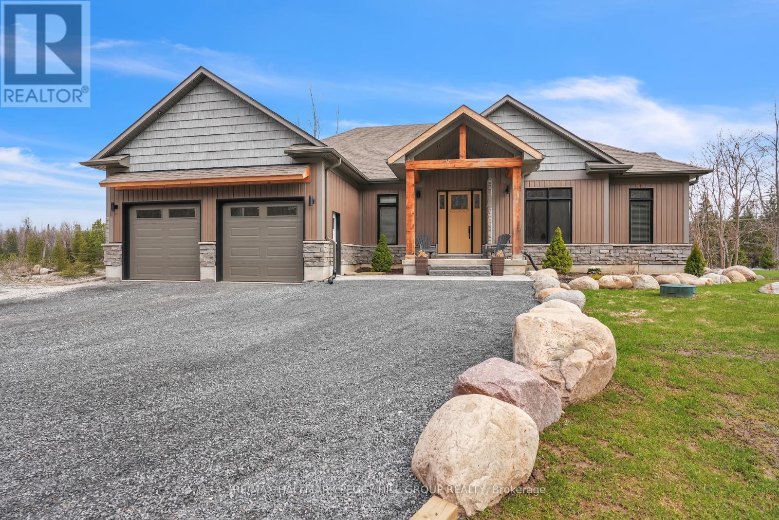 135 Old Highway 26 Crescent E, Meaford, Ontario  N4L 1W7 - Photo 2 - X12179000