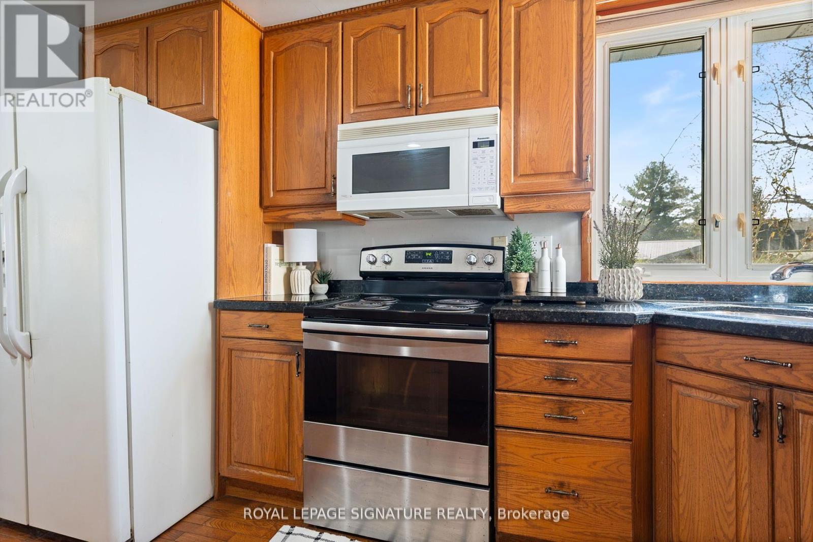 2 Buena Street, Norfolk, Ontario  N0A 1N7 - Photo 15 - X12179022