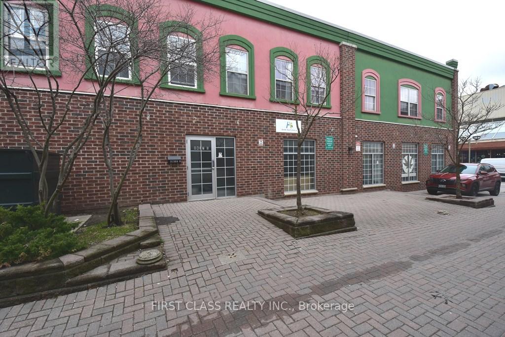 C - 18 Market Street, Brantford, Ontario  N3T 2Z5 - Photo 3 - X12179060