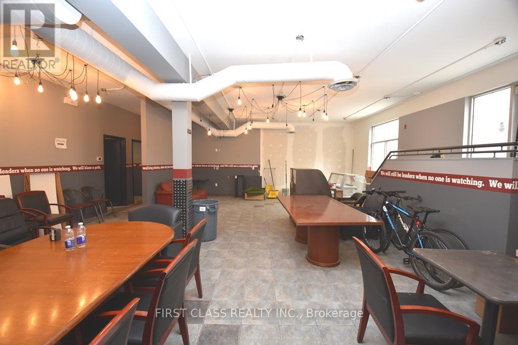 C - 18 Market Street, Brantford, Ontario  N3T 2Z5 - Photo 6 - X12179060