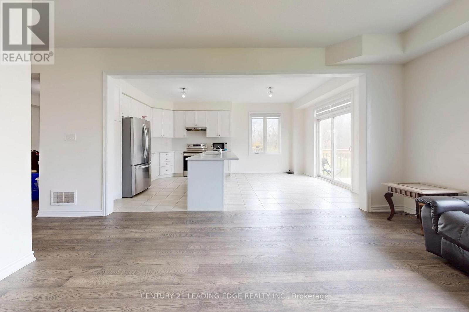 630 Lemay Grove, Peterborough North, Ontario  K9K 0G9 - Photo 9 - X12179072