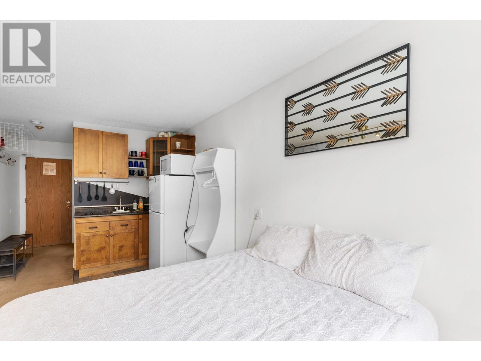 Property at 5375 Big White Road Unit# 204 image 5