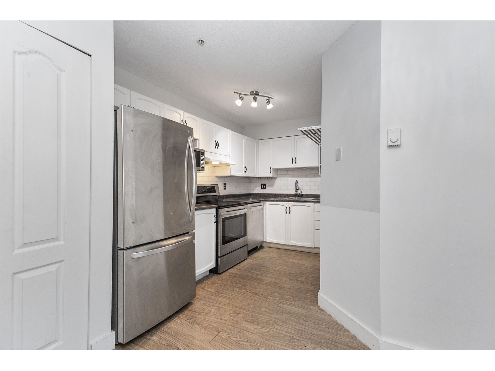 109 2964 Trethewey Street, Abbotsford, British Columbia  V2T 6P4 - Photo 8 - R3007682