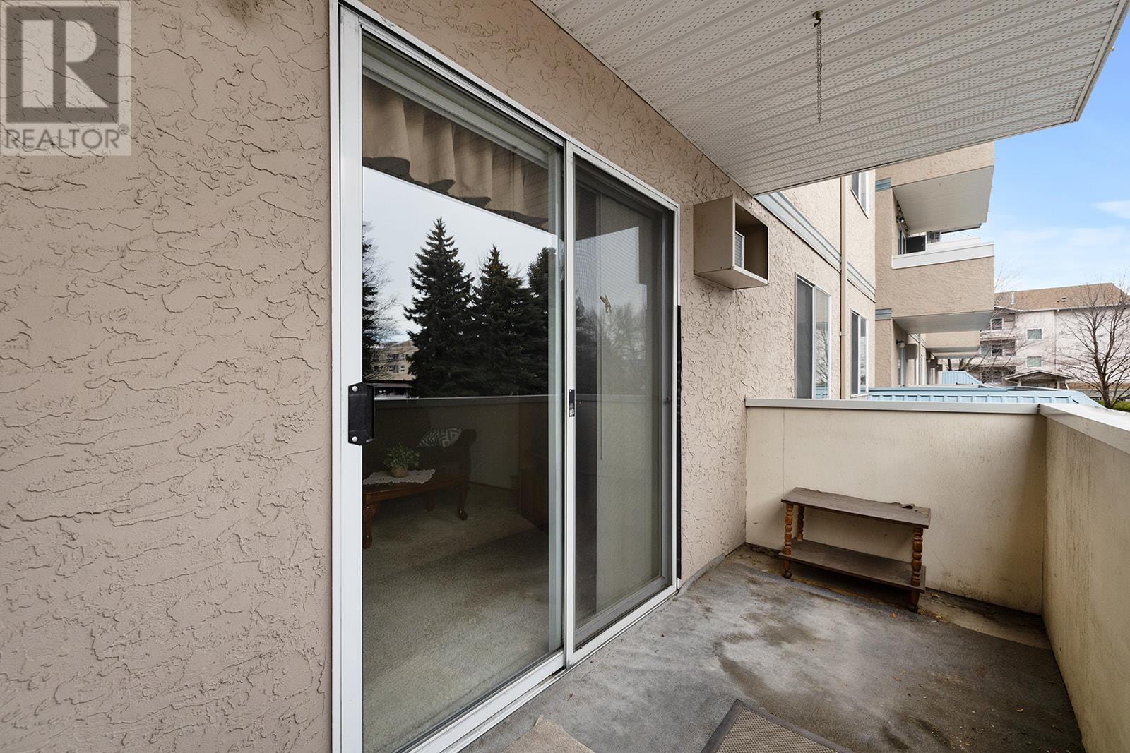 3160 De Montreuil Court Unit# 208, Kelowna, BC V1W3W3