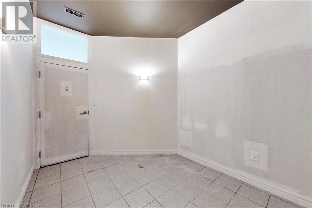 804 St Clair Avenue W Unit# Main, Toronto, Ontario  M6C 1B6 - Photo 17 - 40734703