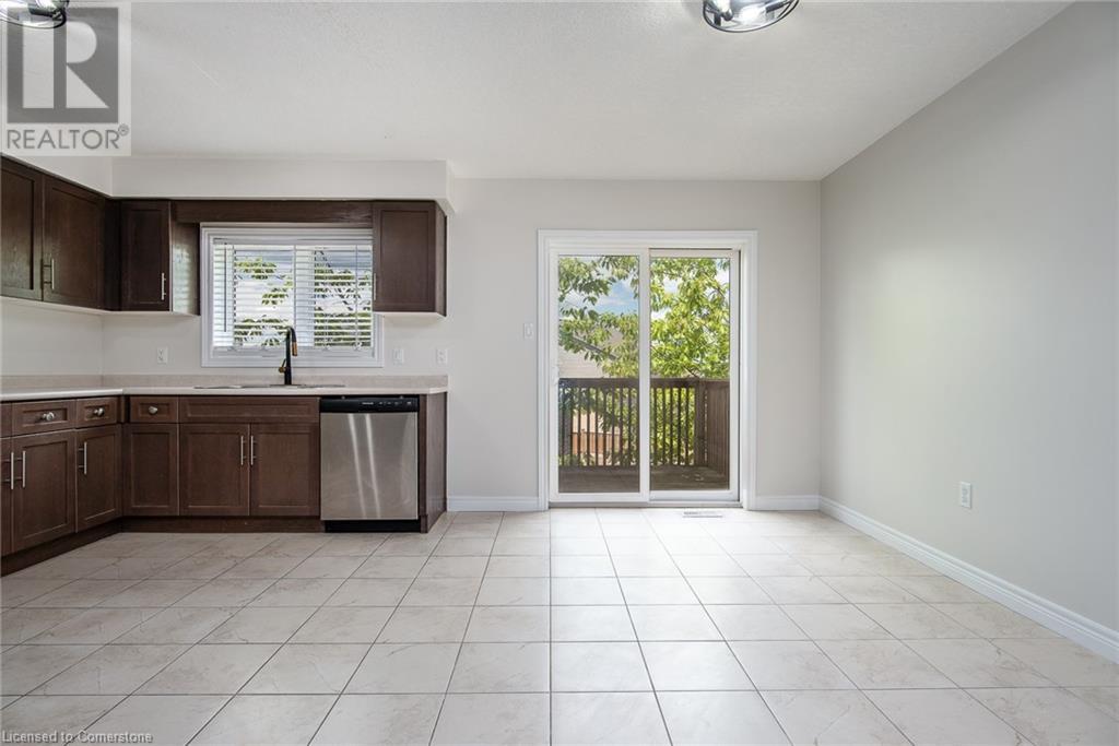 70 Willowrun Drive Unit# J-3, Kitchener, Ontario  N2A 0J3 - Photo 8 - 40733395