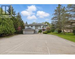 11 BROCK ROAD S, Puslinch, Ontario