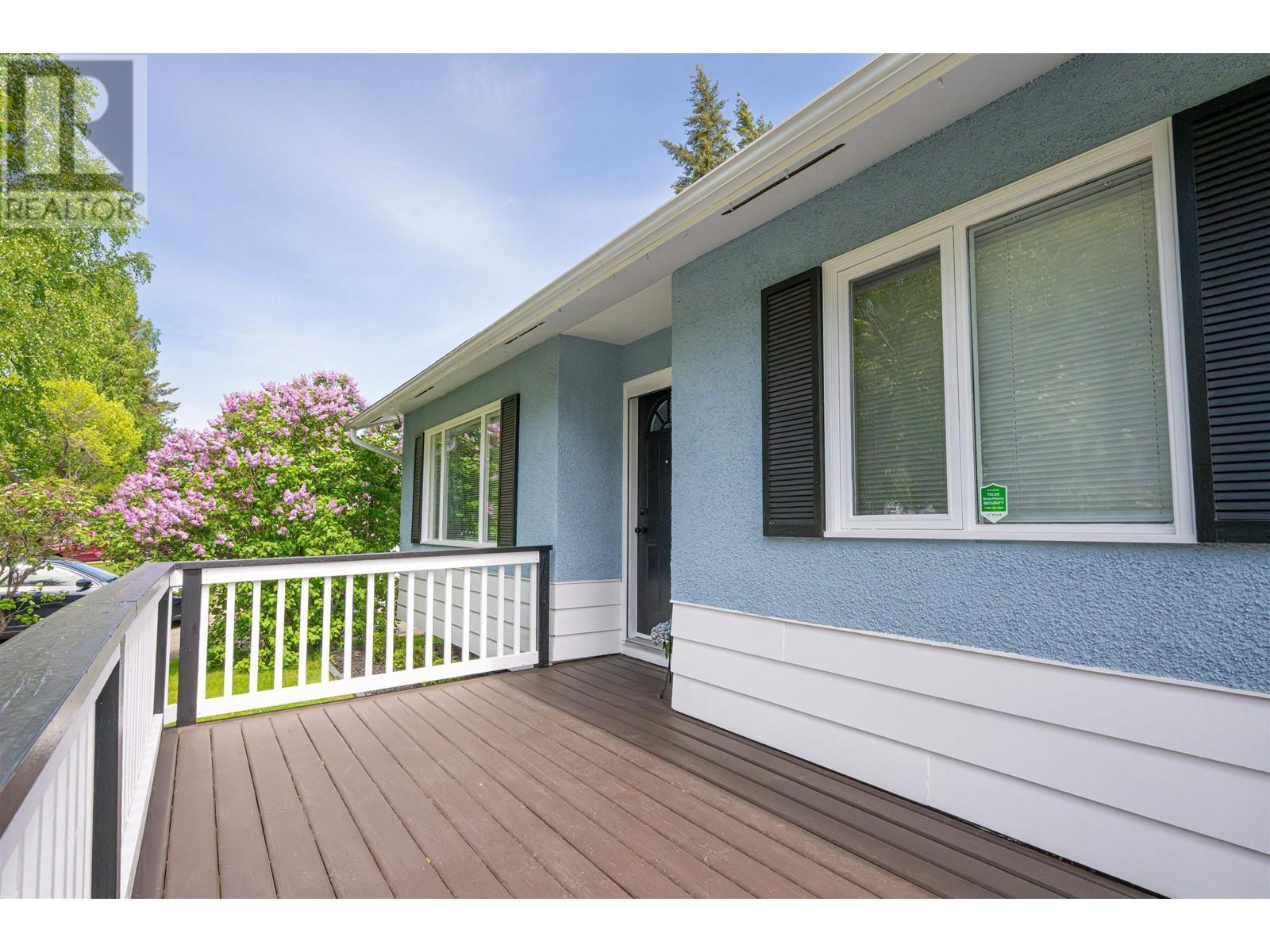 Property at 2486 ABBOTT CRESCENT image 4