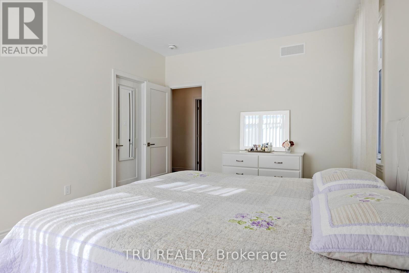 246 Maygrass Way, Ottawa, Ontario  K2S 2K9 - Photo 20 - X12114313