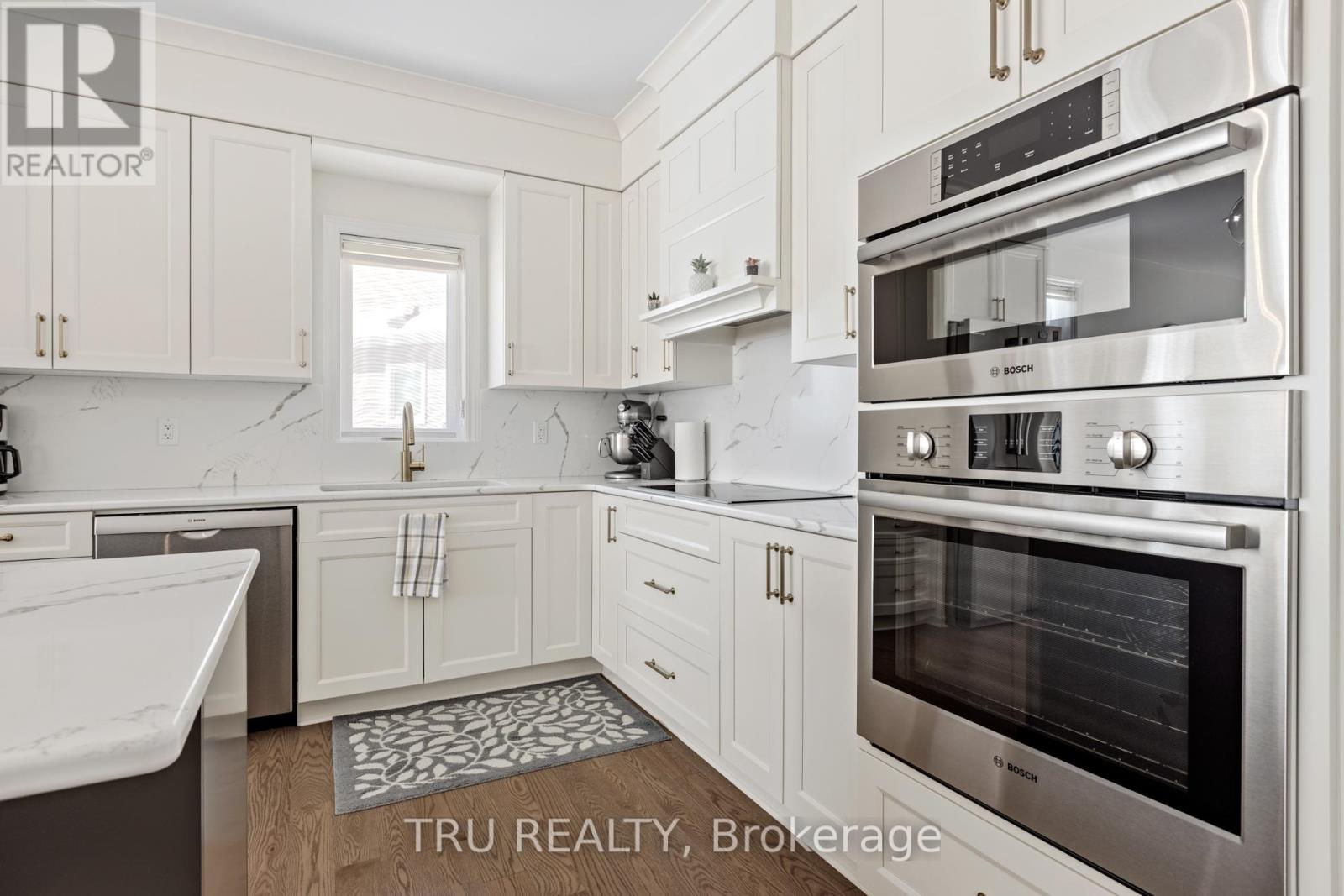 246 Maygrass Way, Ottawa, Ontario  K2S 2K9 - Photo 10 - X12114313