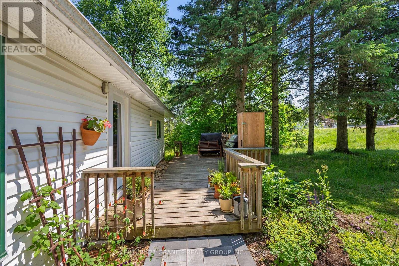 33225 Hwy 62 Highway, Hastings Highlands, Ontario  K0L 2S0 - Photo 21 - X12179302