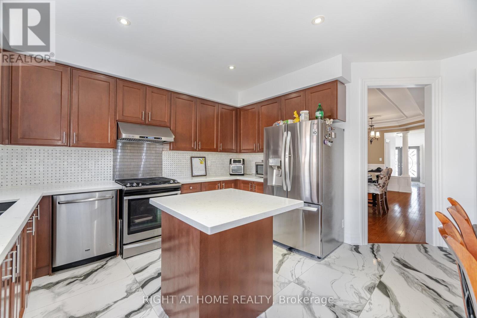 204 Lormel Gate, Vaughan, Ontario  L4H 0C9 - Photo 10 - N12075766