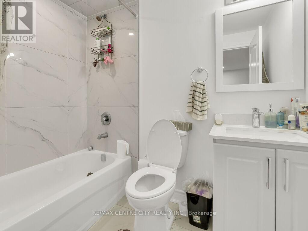 2096 Coronation Drive, London North, Ontario  N6G 0A7 - Photo 47 - X12179179