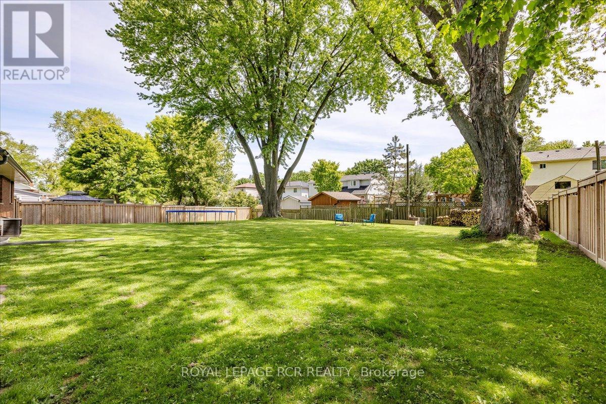 27 Victory Drive, East Gwillimbury, Ontario  L0G 1M0 - Photo 28 - N12179145