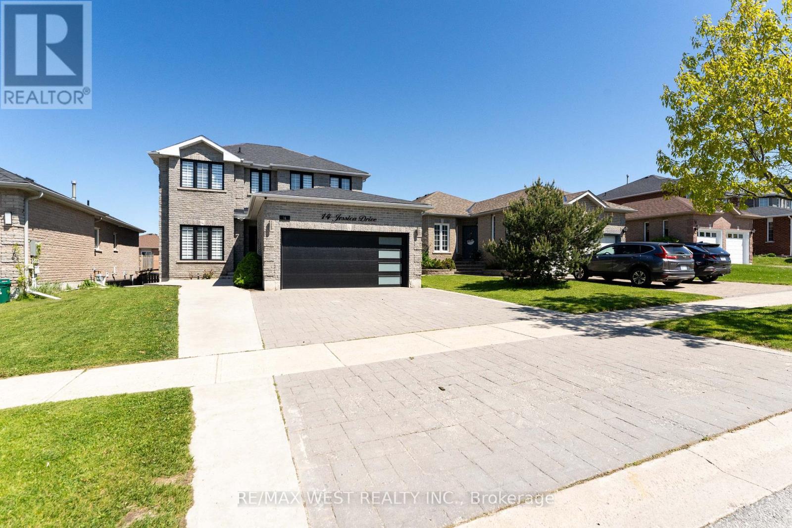 14 Jessica Drive, Barrie, Ontario  L4N 5S5 - Photo 2 - S12179118