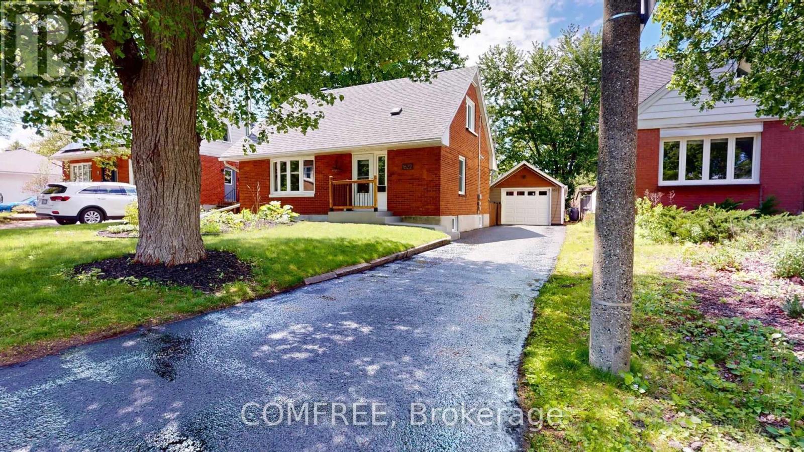 1622 Drake Avenue, Ottawa, Ontario  K1G 0L8 - Photo 1 - X12179173