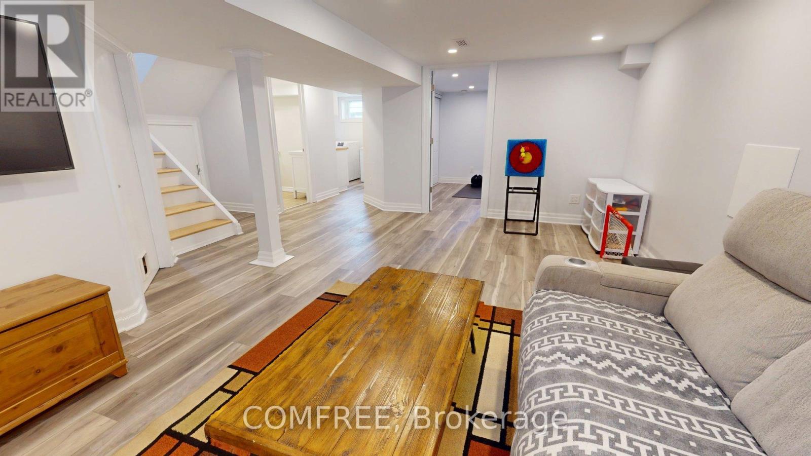 1622 Drake Avenue, Ottawa, Ontario  K1G 0L8 - Photo 14 - X12179173