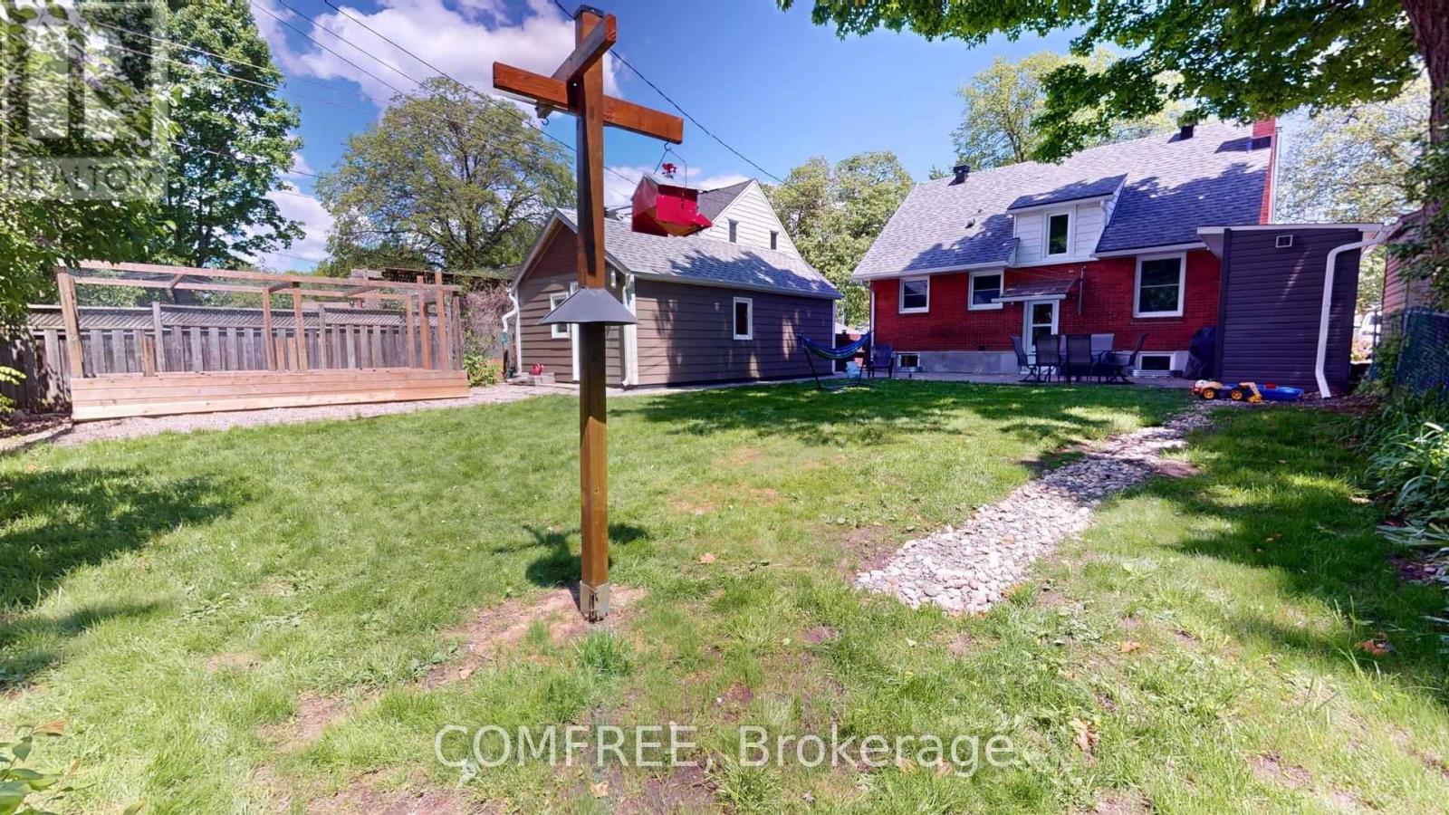 1622 Drake Avenue, Ottawa, Ontario  K1G 0L8 - Photo 21 - X12179173